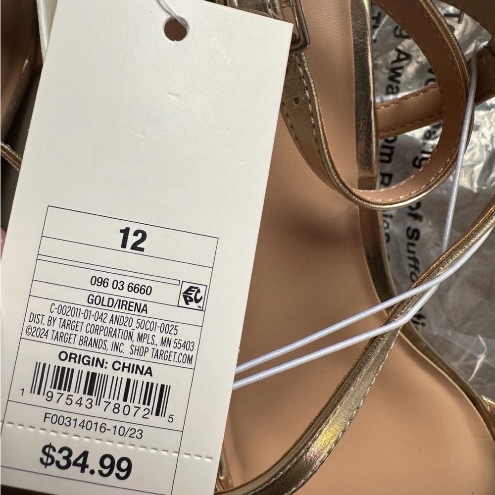 a new day Metallic Gold Strappy Block Heel Sandals - Picture 4 of 6